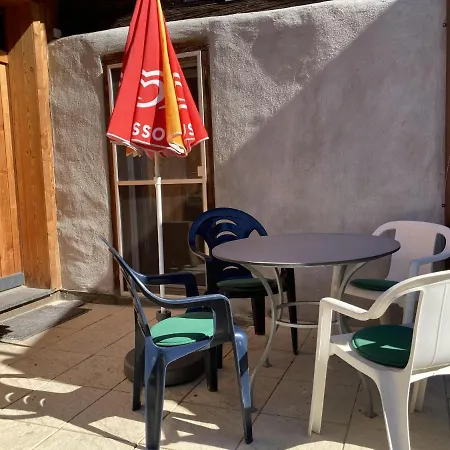 アパート Dorfbrunnu